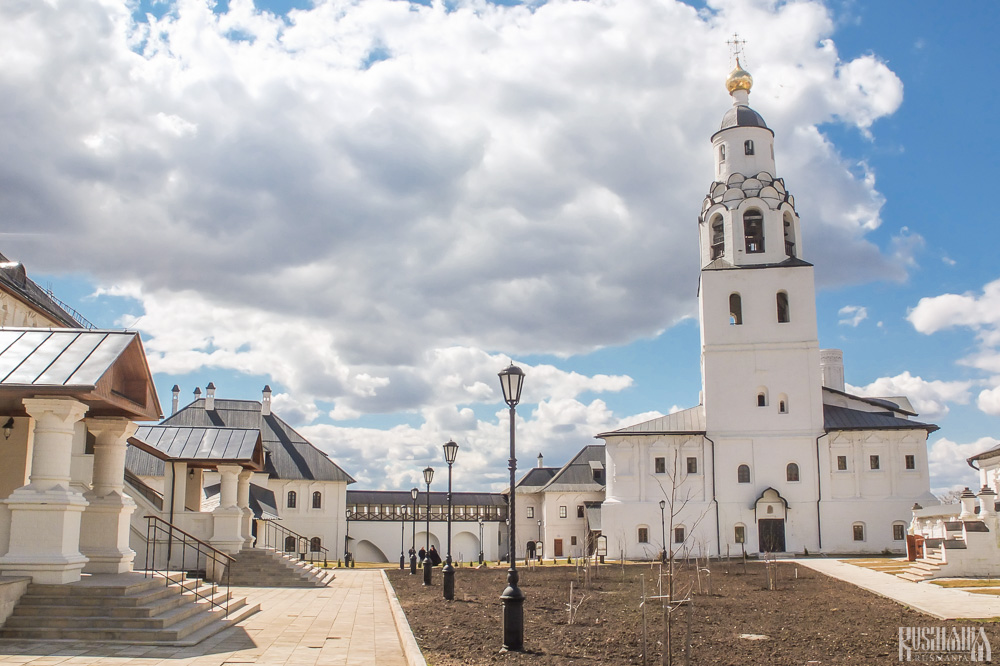 Bogoroditse-Uspensky Monastery - Sviyazhsk